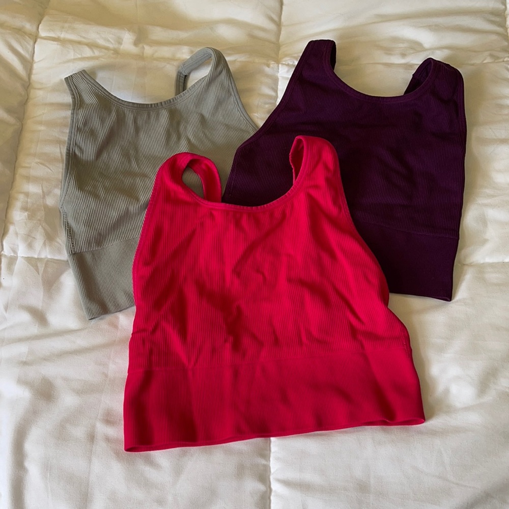 VICTORIA’S SECRET 3 tank top bras